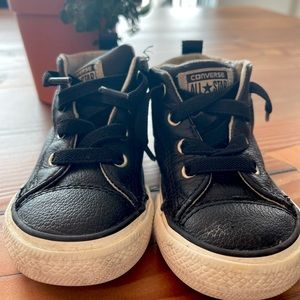 CONVERSE | toddler shoe | size: 6